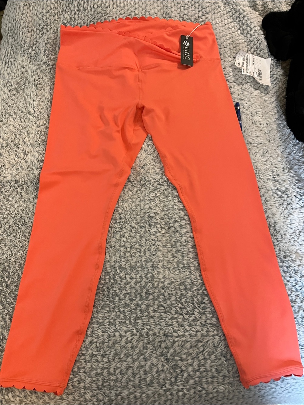 LINC active  leggings Coral Scallop-Trim Stretch Leggings